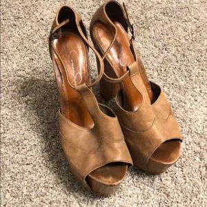Jessica Simpson platform/ Sandal heels